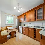 Apartment Krzywoustego Comfort By Bookinghost *