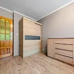 Krzywoustego Comfort By Bookinghost Apartment