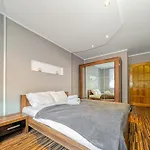 Krzywoustego Comfort By Bookinghost *