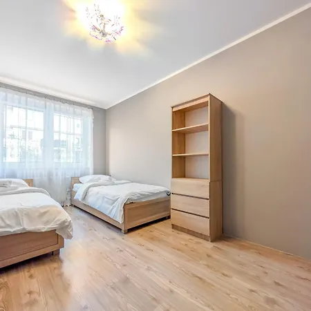 Krzywoustego Comfort By Bookinghost Apartment *