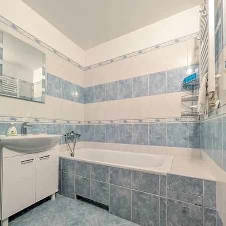 Apartamento Krzywoustego Comfort By Bookinghost Breslavia