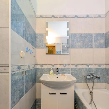 Krzywoustego Comfort By Bookinghost Apartamento *