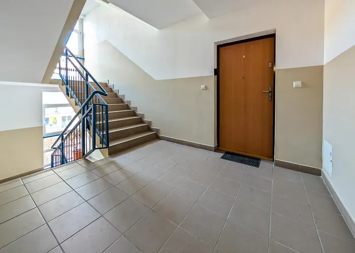 Apartment Krzywoustego Comfort By Bookinghost Breslau