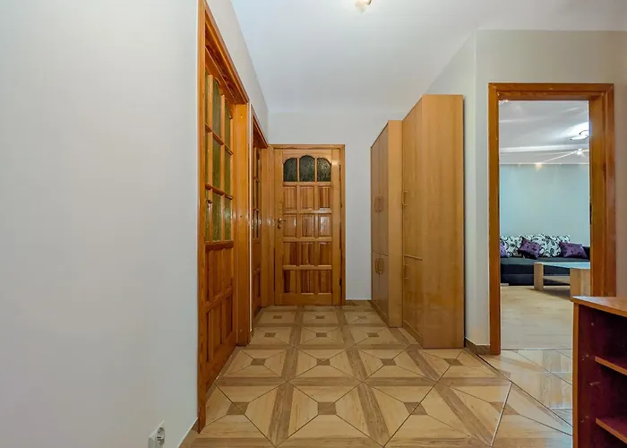 Apartment Krzywoustego Comfort By Bookinghost